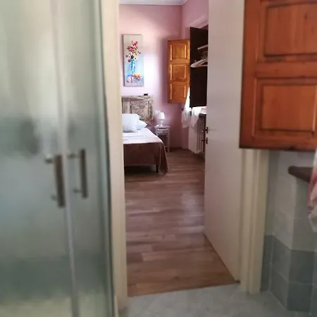 Casalisa Bed and Breakfast *
